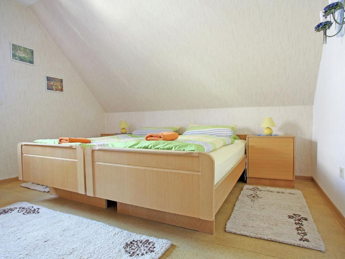 Secluded Apartment In Medebach With Terrace Luaran gambar